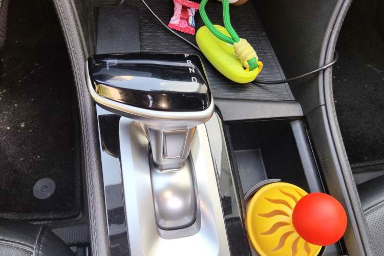 Used Hyundai Mistra 2021 1.8L CVT GLX Elite Edition Gear Lever