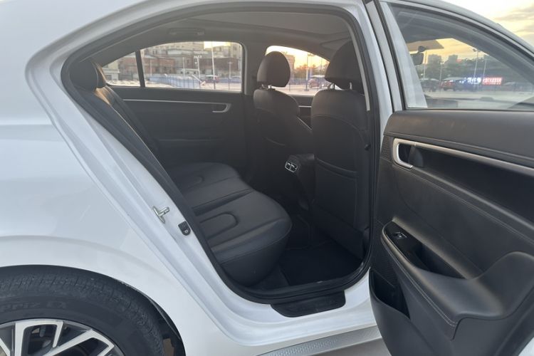 Used Hyundai Mistra 2021 1.8L CVT GLX Elite Edition Interior 10
