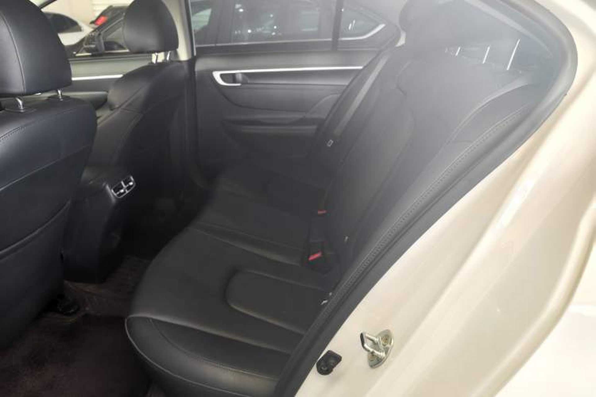 Used Hyundai Mistra 2021 1.8L CVT GLX Elite Edition Interior 4