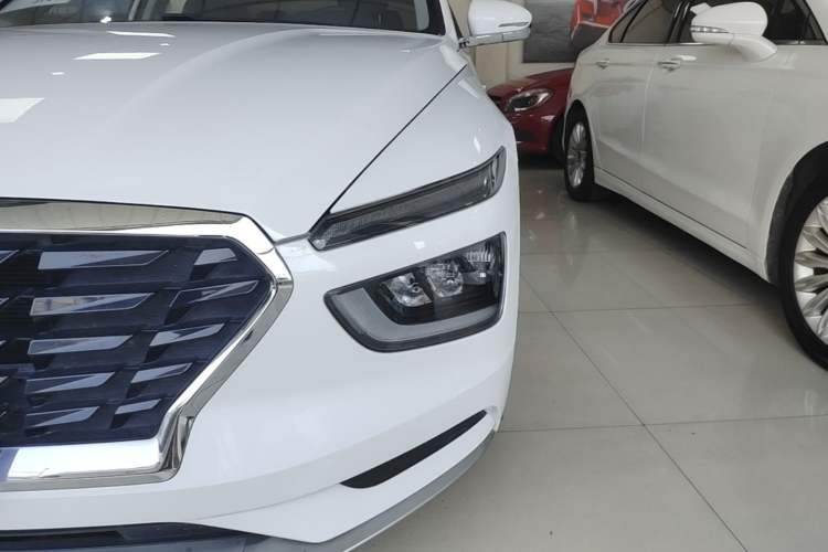 Used Hyundai Mistra 2021 1.8L CVT LUX Premium Edition Left Front Headlight