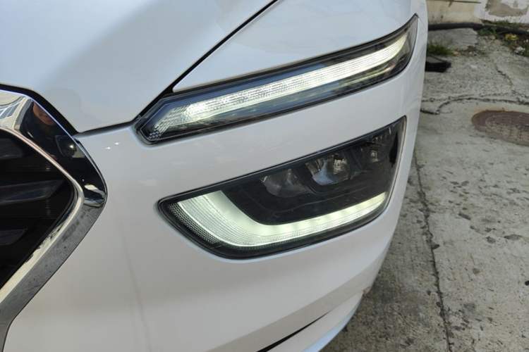 Used Hyundai Mistra 2021 1.8L CVT GLX Elite Edition Left Front Headlight