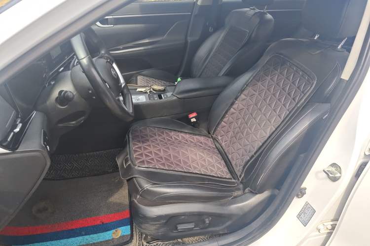 Used Hyundai Mistra 2021 1.8L CVT LUX Premium Edition Left Front Seat