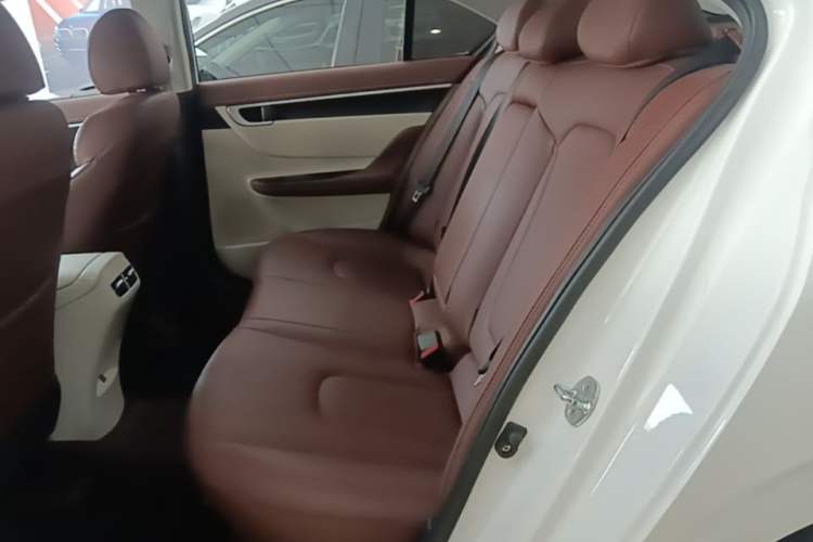 Used Hyundai Mistra 2021 1.8L CVT LUX Premium Edition Left Rear Seat