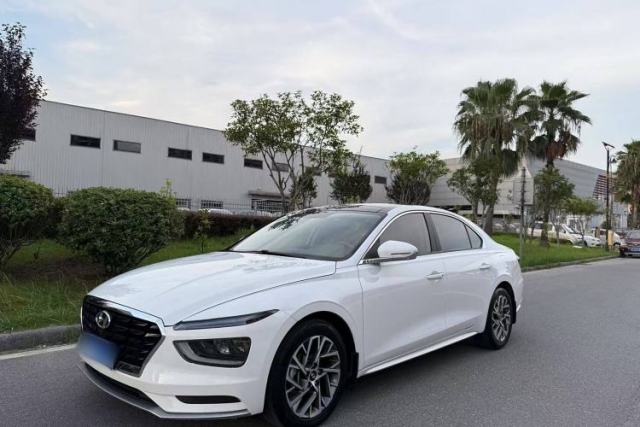 Used Hyundai Mistra 2021 1.8L CVT GLS Leading Edition