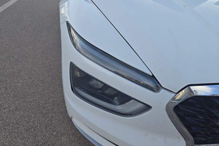 Used Hyundai Mistra 2021 1.8L CVT LUX Premium Edition Right Front Headlight