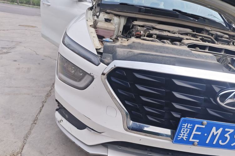 Used Hyundai Mistra 2021 1.8L CVT LUX Premium Edition Right Front Headlight