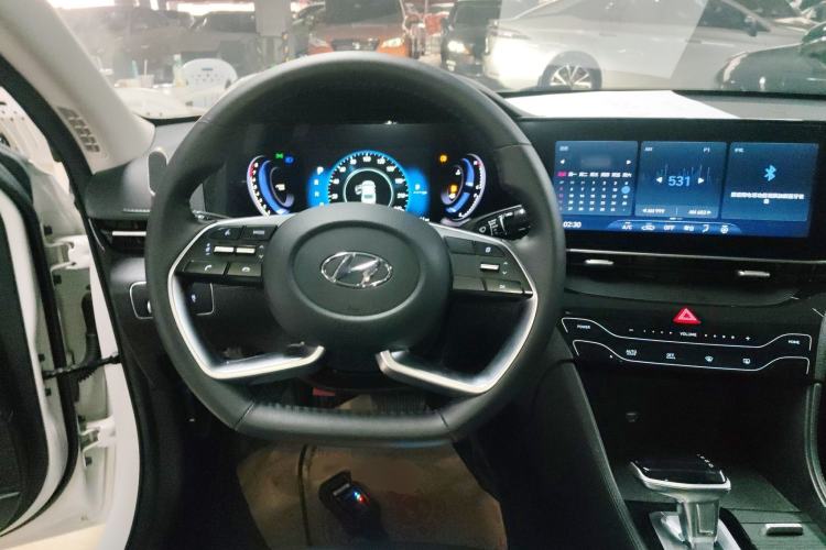 Used Hyundai Mistra 2021 1.8L CVT GLX Elite Edition Steering Wheel