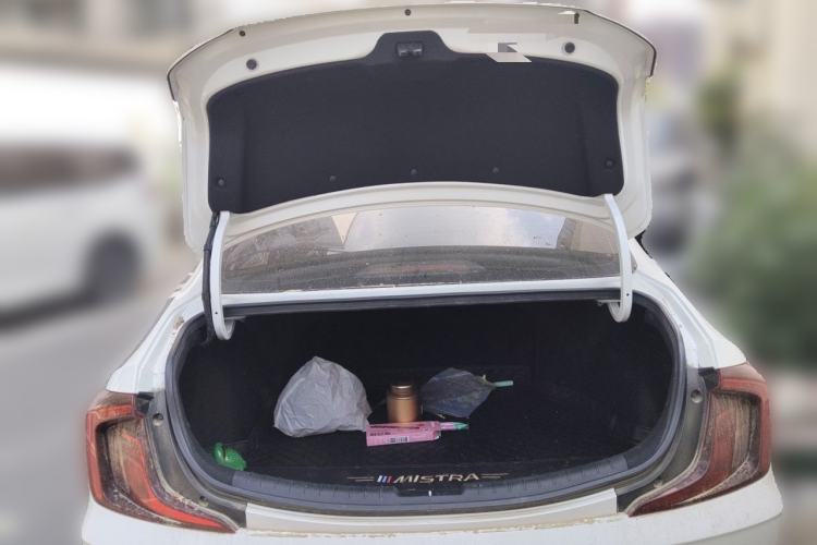 Used Hyundai Mistra 2021 1.8L CVT GLX Elite Edition Trunk
