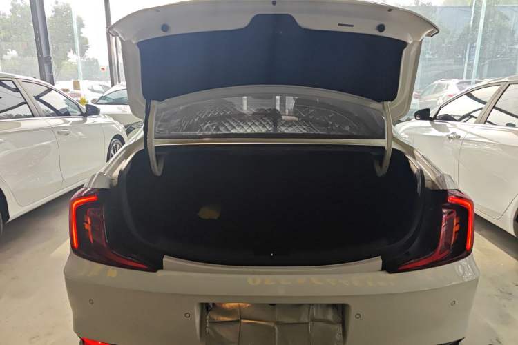 Used Hyundai Mistra 2021 1.8L CVT GLX Elite Edition Trunk