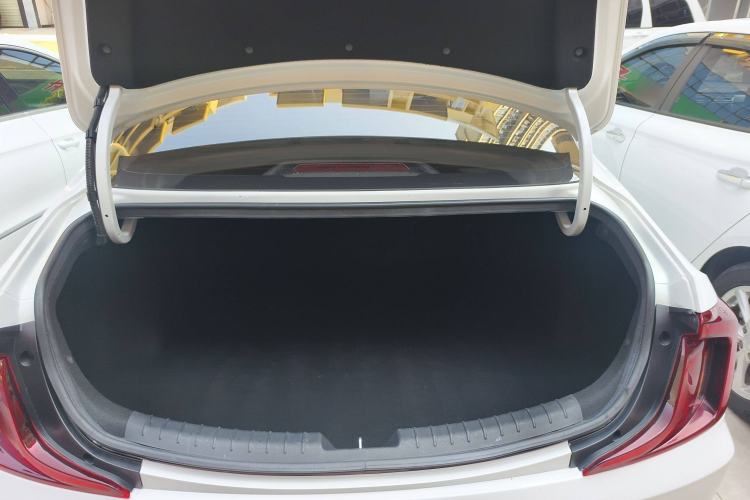 Used Hyundai Mistra 2021 1.8L CVT GLS Leading Edition Trunk