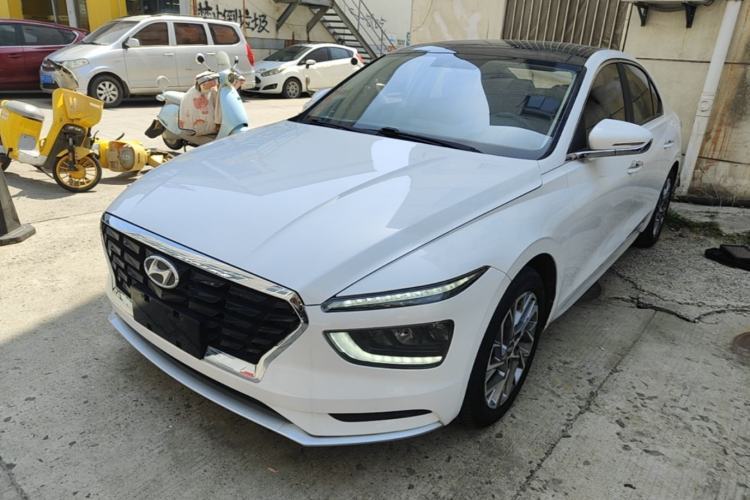 Used Hyundai Mistra 2021 1.8L CVT GLX Elite Edition Guazi used car, China used car export, Used car for sale, Used  cars, Cheapest cars for sale