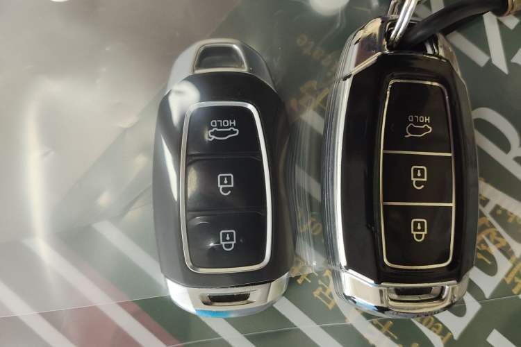 Used Hyundai Mistra 2021 1.8L CVT LUX Premium Edition Vehicle Key
