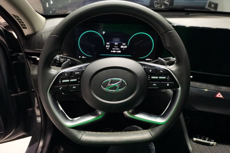 Used Hyundai Mistra New Energy 2021 LUX Premium Edition Steering Wheel