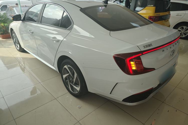 Used Hyundai Mistra New Energy 2021 GLX Elite Edition Exterior 3