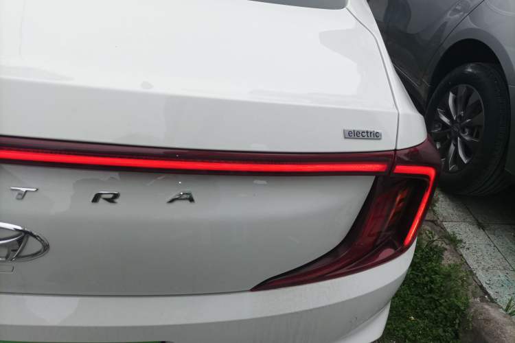 Used Hyundai Mistra New Energy 2021 GLX Elite Edition Exterior 3