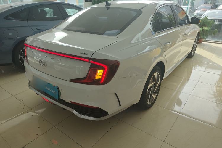 Used Hyundai Mistra New Energy 2021 GLX Elite Edition Exterior 5
