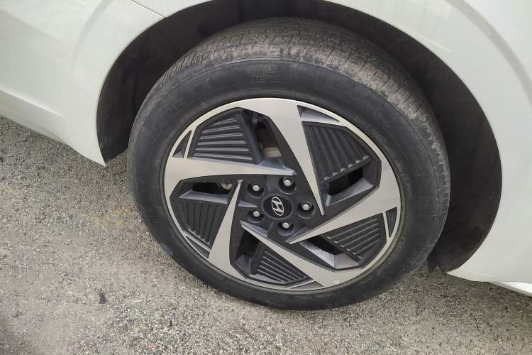 Used Hyundai Mistra New Energy 2021 GLX Elite Edition Exterior 5