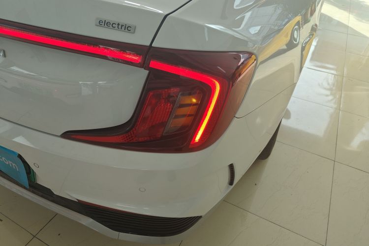 Used Hyundai Mistra New Energy 2021 GLX Elite Edition Exterior 6