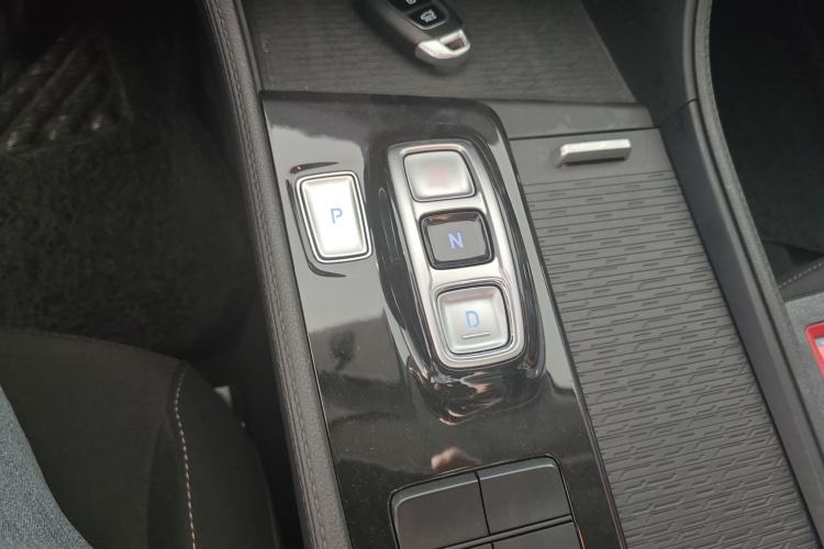 Used Hyundai Mistra New Energy 2021 GLX Elite Edition Gear Lever