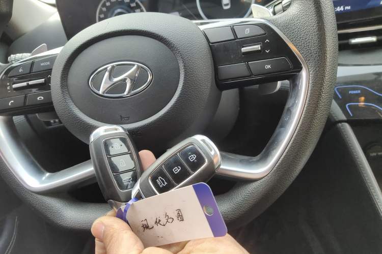 Used Hyundai Mistra New Energy 2021 GLX Elite Edition Interior 1