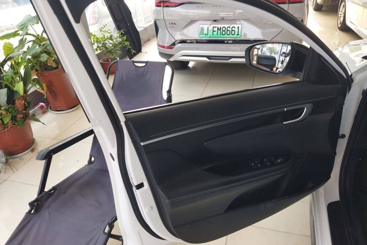 Used Hyundai Mistra New Energy 2021 GLX Elite Edition Interior 7