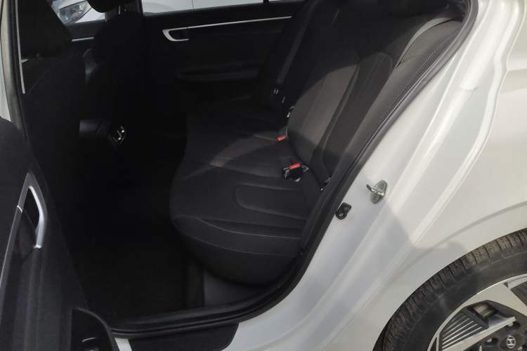 Used Hyundai Mistra New Energy 2021 GLX Elite Edition Left Rear Seat