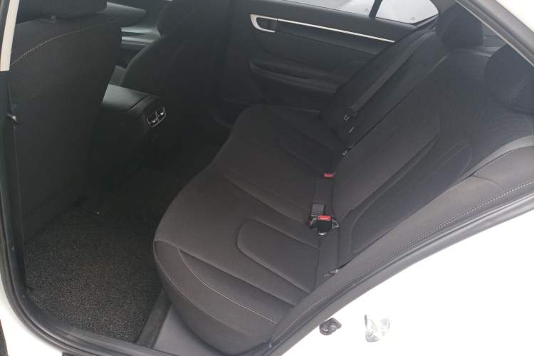 Used Hyundai Mistra New Energy 2021 GLX Elite Edition Left Rear Seat