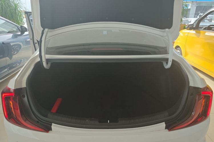 Used Hyundai Mistra New Energy 2021 GLX Elite Edition Trunk