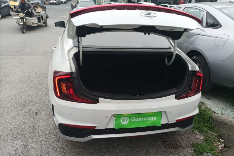Used Hyundai Mistra New Energy 2021 GLX Elite Edition Trunk