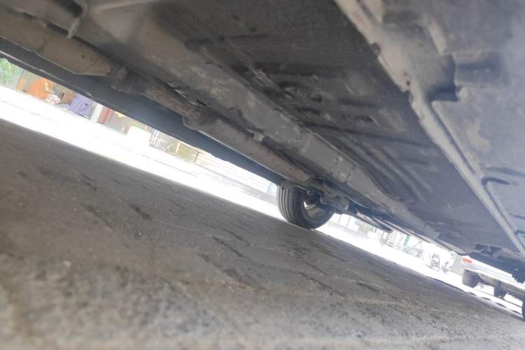 Used Hyundai MoInca 2009 2.0L Manual Comfort Edition GL Chassis Front Left