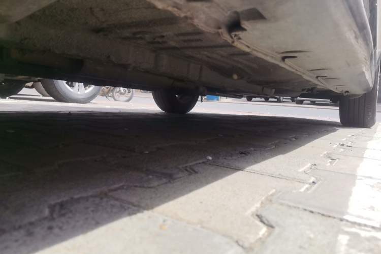 Used Hyundai MoInca 2009 1.8L Manual Comfort Edition GL Chassis Front Left