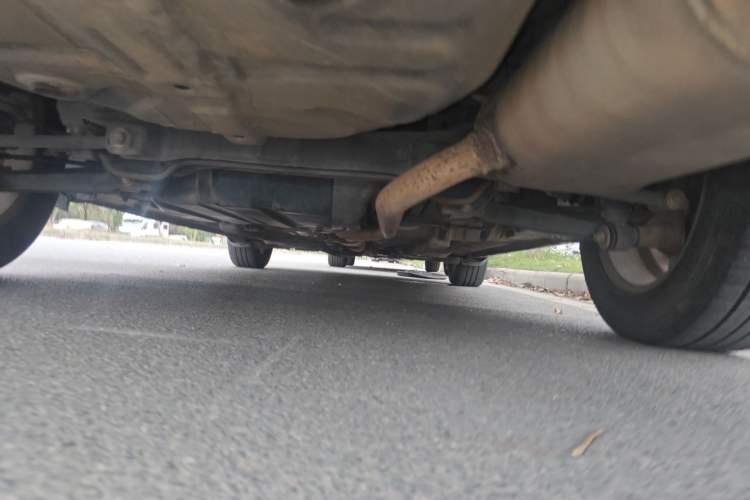 Used Hyundai MoInca 2009 1.8L Automatic Prestige GL Model Chassis Rear