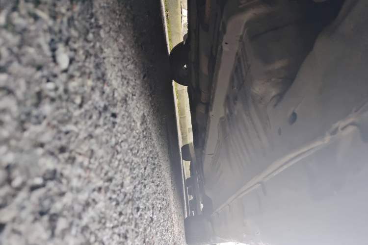 Used Hyundai MoInca 2009 1.8L Automatic Prestige GL Model Chassis Rear Right
