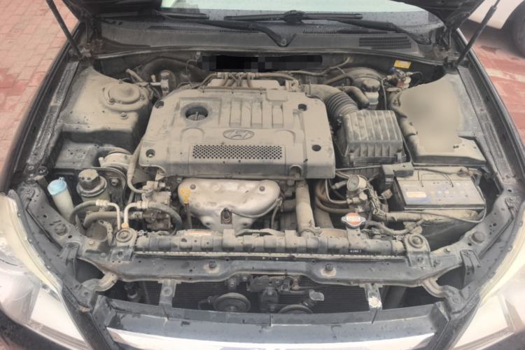 Used Hyundai MoInca 2009 1.8L Manual Comfort Edition GL Engine Bay
