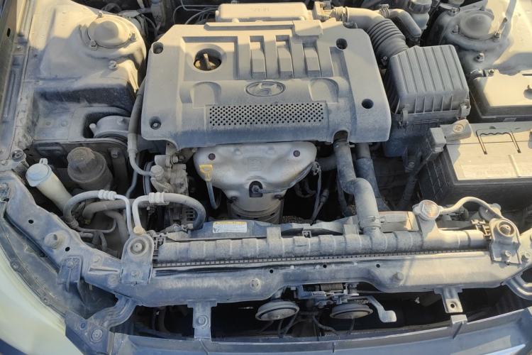 Used Hyundai MoInca 2009 1.8L Manual Comfort Edition GL Engine Bay