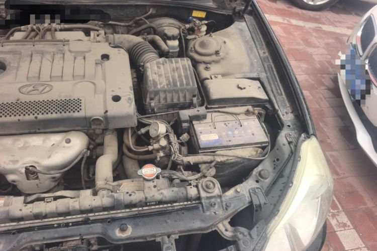 Used Hyundai MoInca 2009 1.8L Manual Comfort Edition GL Engine Bay Left