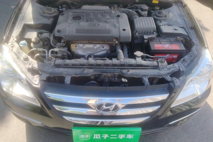 Used Hyundai MoInca 2009 1.8L Manual Comfort Edition GL Engine Bay
