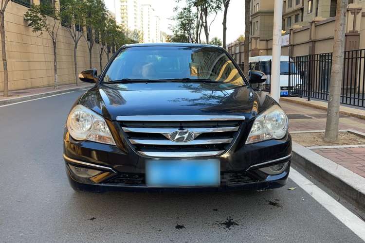 Used Hyundai MoInca 2009 1.8L Manual Luxury Edition GL Exterior 1