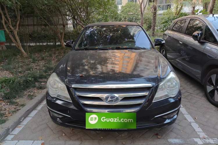 Used Hyundai MoInca 2009 2.0L Manual Luxury Edition GL Front