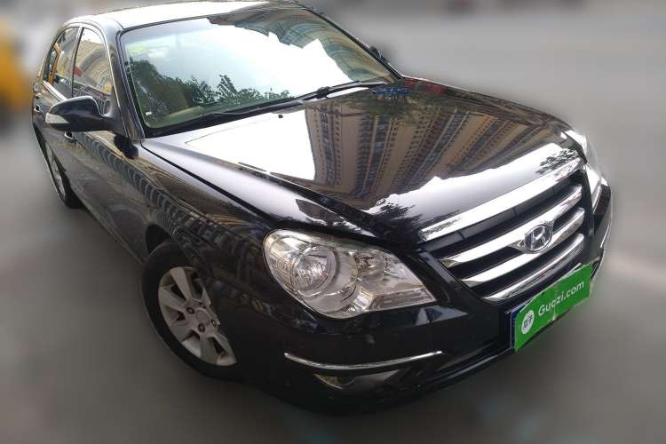 Used Hyundai MoInca 2009 1.8L Manual Comfort Edition GL Front Right 45 Deg