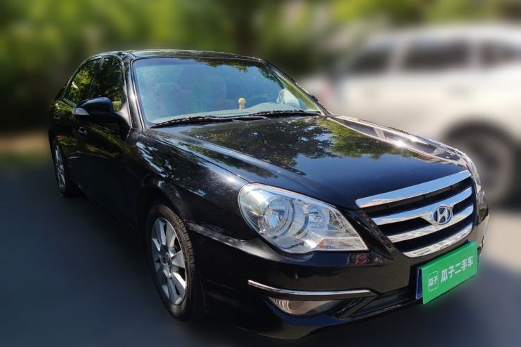 Used Hyundai MoInca 2009 1.8L Manual Comfort Edition GL Front Right 45 Deg