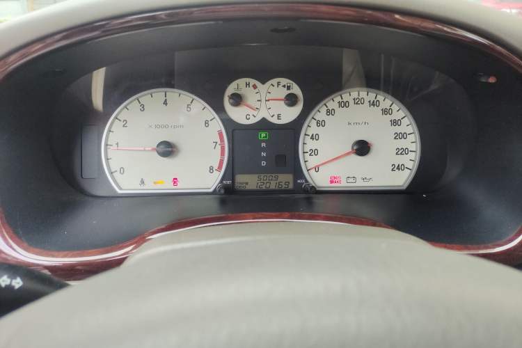 Used Hyundai MoInca 2009 2.0L Automatic Prestige GL Trim Instrument Cluster