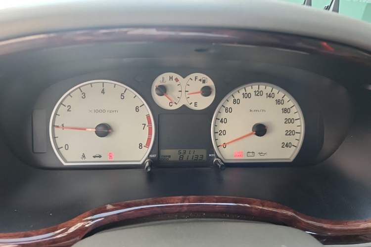 Used Hyundai MoInca 2009 1.8L Manual Luxury Edition GL Instrument Cluster