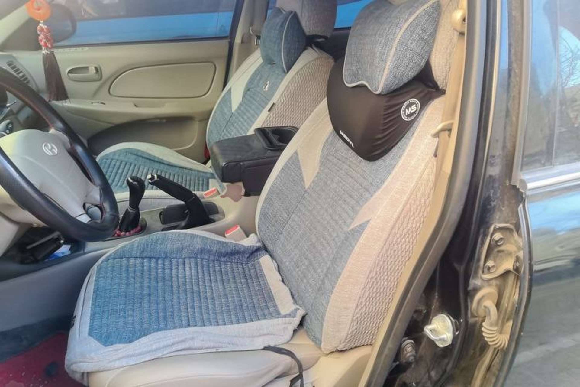 Used Hyundai MoInca 2009 1.8L Manual Comfort Edition GL Left Front Seat