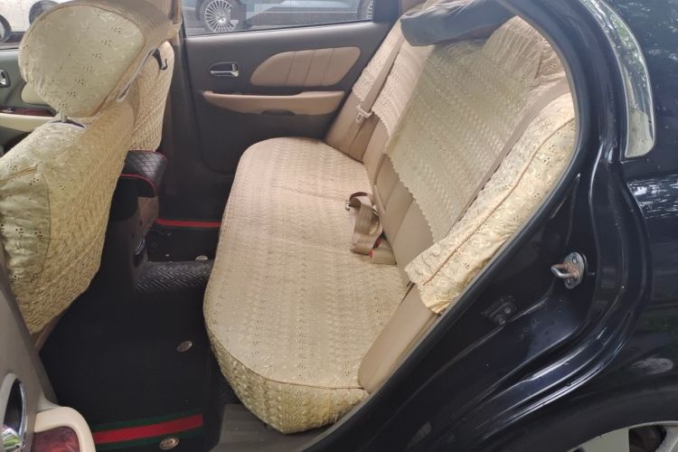 Used Hyundai MoInca 2009 1.8L Automatic Prestige GL Model Left Rear Seat