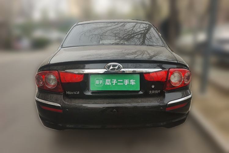 Used Hyundai MoInca 2009 2.0L Automatic Prestige GL Trim Rear