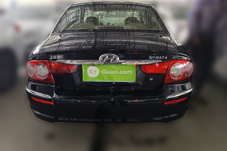 Used Hyundai MoInca 2009 1.8L Manual Luxury Edition GL Rear