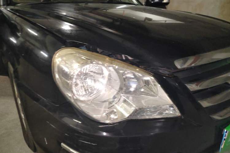 Used Hyundai MoInca 2009 2.0L Automatic Comfort Edition GL Right Front Headlight