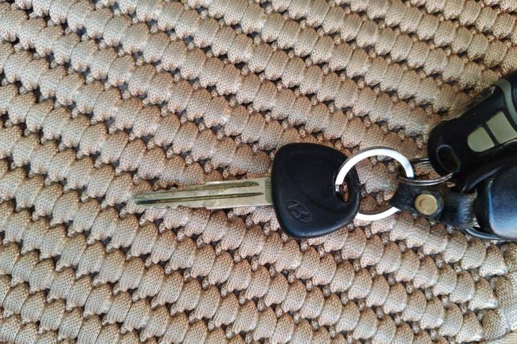 Used Hyundai MoInca 2009 1.8L Manual Comfort Edition GL Vehicle Key