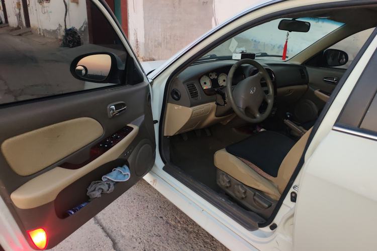 Used Hyundai MoInca 2009 1.8L Manual Comfort Edition GL Driver Seat
